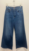 Load image into Gallery viewer, Mother Blue Cotton Blend wide leg multi buttons Jeans
