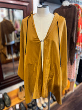 Load image into Gallery viewer, RUTI Gold polyester &amp; rayon Rain poncho NWT Jacket
