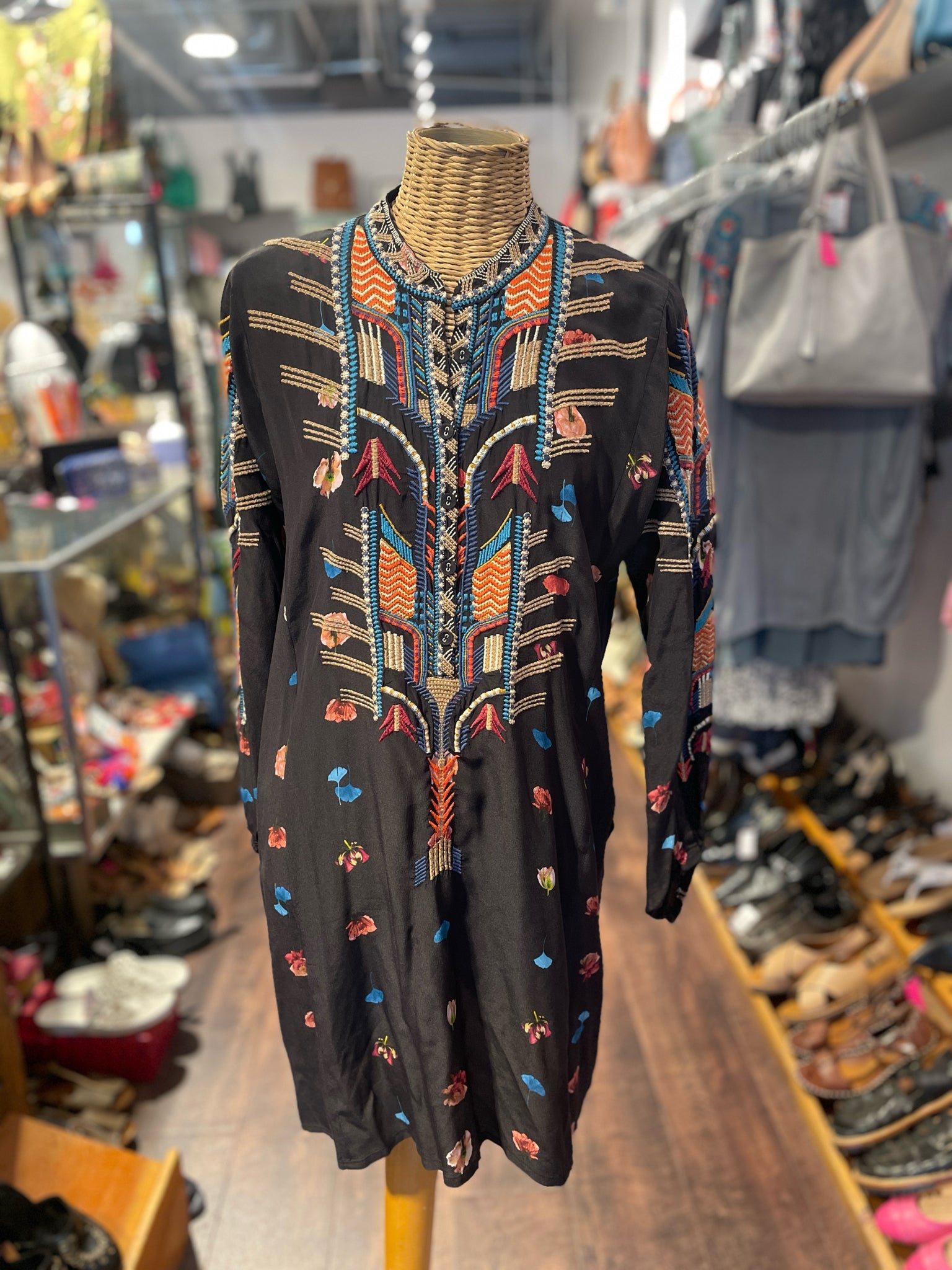 Biya Johnny Was black & multi Cupra Rayon embroidered Longsleeve Tunic, Size S