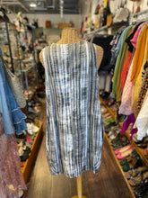 Load image into Gallery viewer, INIZIO Grey &amp; White Linen Tie Dye Sleeveless NWT Dress
