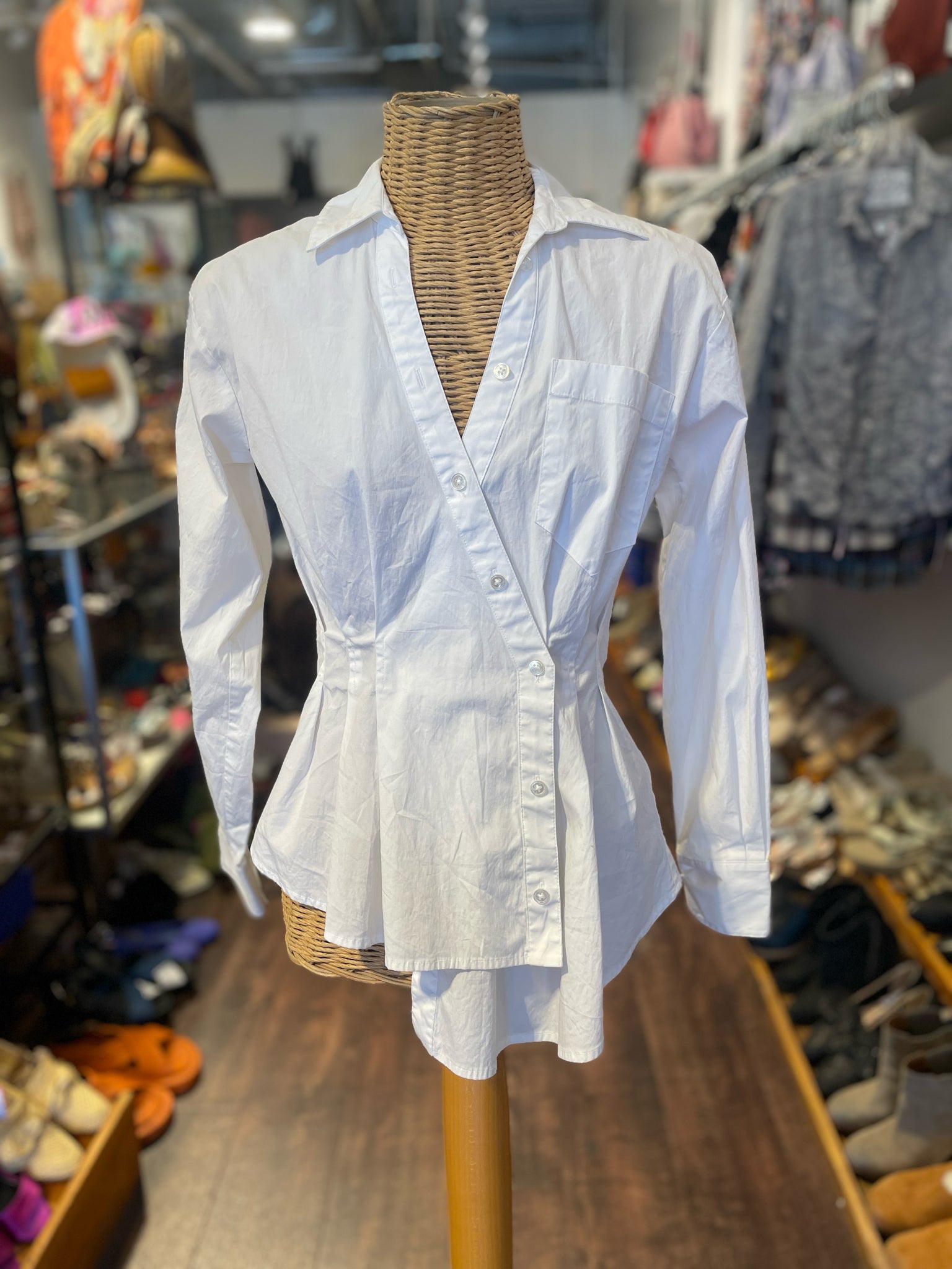 Veronica Beard White Cotton Longsleeve Asymmetrical longsleeve Top, Size S/M