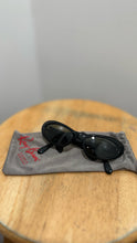 Load image into Gallery viewer, Ray Ban Black Sunglasses
