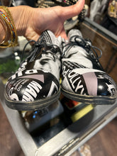Load image into Gallery viewer, Djangp &amp; Juliette Black &amp; White Leather tie detail Shoe, Size 38
