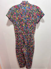 Load image into Gallery viewer, mixed multi color Cotton Blend Floral Short sleeve Jumpsuit
