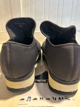 Load image into Gallery viewer, iRi Black &amp; White Shoe, Size 37
