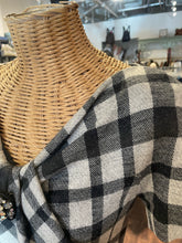 Load image into Gallery viewer, GUCCI gray &amp; black Wool Gingham Embellished brooch Dress
