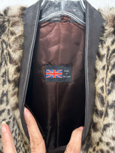 Load image into Gallery viewer, Lilli Ann beige brown Faux Fur Cheetah Button up Leather accent Vintage Vest, Size M/L
