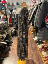 Load image into Gallery viewer, FUZZI Black &amp; Tan polyamide Abstract Cowl neck longsleeve Dress, Size L

