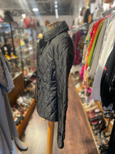 Load image into Gallery viewer, Burberry Black quilted Classic Jacket, Size XXS
