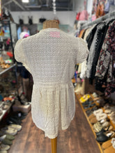 Load image into Gallery viewer, Johnny Was Beige Cotton eyelet v neck short sleeve Top, Size M
