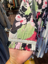 Load image into Gallery viewer, Yvonne S. white &amp; multi Cotton abstract floral neck tie accent Dress, Gently Worn, Size XS
