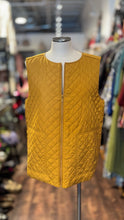 Load image into Gallery viewer, Lafayette 148 Gold Polyester Quilted zipper Vest
