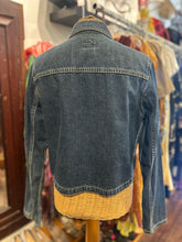 Load image into Gallery viewer, Levi's Washed Blue Denim zipper front Cropped Jacket
