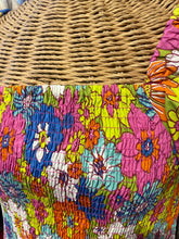 Load image into Gallery viewer, TWIST multi color Floral scrunched Dress, Size 8
