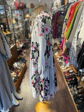 Load image into Gallery viewer, Yvonne S. white &amp; multi Cotton abstract floral neck tie accent Dress, Gently Worn, Size XS
