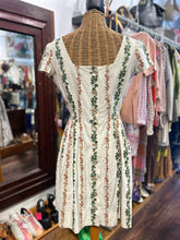 Load image into Gallery viewer, Vintage beige &amp; green Blend Floral Stripes button back Dress
