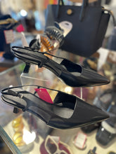 Load image into Gallery viewer, VINCE Black Leather Kitten heel, Gently Worn Size 9

