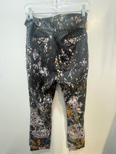 Load image into Gallery viewer, Kawakey Charcoal Cotton paint &amp; plants print attached belt Pant, Size M
