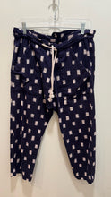 Load image into Gallery viewer, Two navy &amp; white Cotton Squares Capri Pant, Size 1=Small
