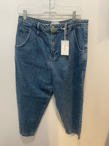 FRAME Blue Cotton Blend pleated barrel leg Jeans, Size 31