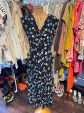 Load image into Gallery viewer, No. 6 Store black, blue, beige Silk Floral Maxi Dress, Size 2=M
