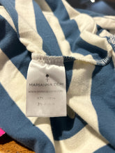 Load image into Gallery viewer, marianna deri ivory &amp; blue Cotton striped Mid sleeves boat neck Top
