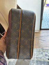 Load image into Gallery viewer, Louis Vuitton Brown Leather Logo Messenger style Purse, Vintage AS IS
