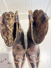 Load image into Gallery viewer, Ariat browns Leather Ankle Boot, Size 7.5
