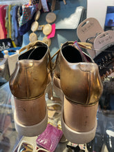 Load image into Gallery viewer, Stella McCartney Gold vegan leather platform Lace Up Shoe, Size 39
