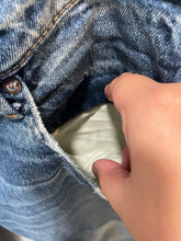 Load image into Gallery viewer, Moussy Blue Cotton medium wash Jeans, Size 27
