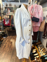 Load image into Gallery viewer, Hannoh Wessel White &amp; light blue Cotton Blend Pinstripe Trench W/Ribbon Jacket, Size 40

