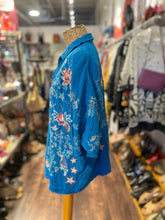 Load image into Gallery viewer, Biya blue, white, red cotton &amp; poly floral embroidery raw hem Top, Size S
