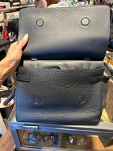 Load image into Gallery viewer, Grey New York Black Leather Satchel &quot;Like New&quot; Purse, duster incl.
