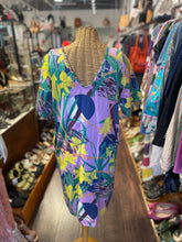 Load image into Gallery viewer, Gravel &amp; Gold multicolor Cotton tropical Print Short sleeve midi Dress, Size 0=XS
