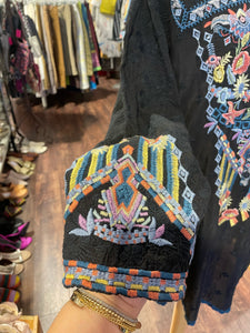 Johnny Was Black Rayon floral embroidery Longsleeve button Top, Size XL