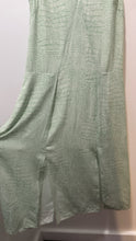 Load image into Gallery viewer, Equipment White &amp; Green Silk croc Print Sleeveless NWT Dress, Size S

