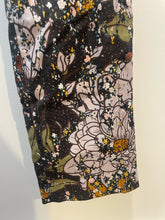 Load image into Gallery viewer, Kawakey Charcoal Cotton paint &amp; plants print attached belt Pant, Size M
