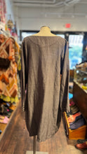 Load image into Gallery viewer, J. Morgan Puett Grey Silk &amp; Linen lace front Longsleeve Dress

