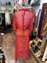 Load image into Gallery viewer, Natalie Martin Red Viscose Floral shortsleeve NWT Dress
