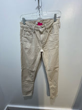 Load image into Gallery viewer, Moussy White Cotton Corduroy Pant, Size 24
