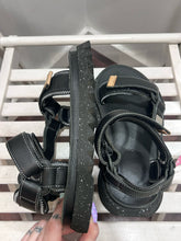 Load image into Gallery viewer, Marsell x Suicoke Black Leather Size 37 ankle &amp; toe strap jagged platform Shoe
