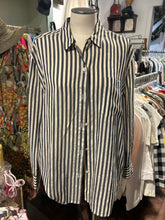 Load image into Gallery viewer, jenni kayne navy and white Viscose striped Longsleeve Button Up Top, Size L
