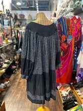 Load image into Gallery viewer, Pip-Squeak Chapeau Black and white Cotton floral &amp; polka dot midi Dress
