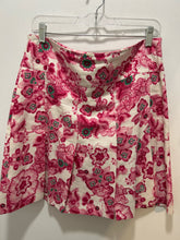 Load image into Gallery viewer, Burberry pink &amp; green Rayon Blend Floral Knee Skirt, Size 8
