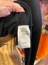 Load image into Gallery viewer, La Maille Sezane Black Merino Wool Buttons longsleeve Sweater
