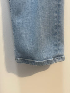 CLOSED faded blue Distressed Jeans, Size 29