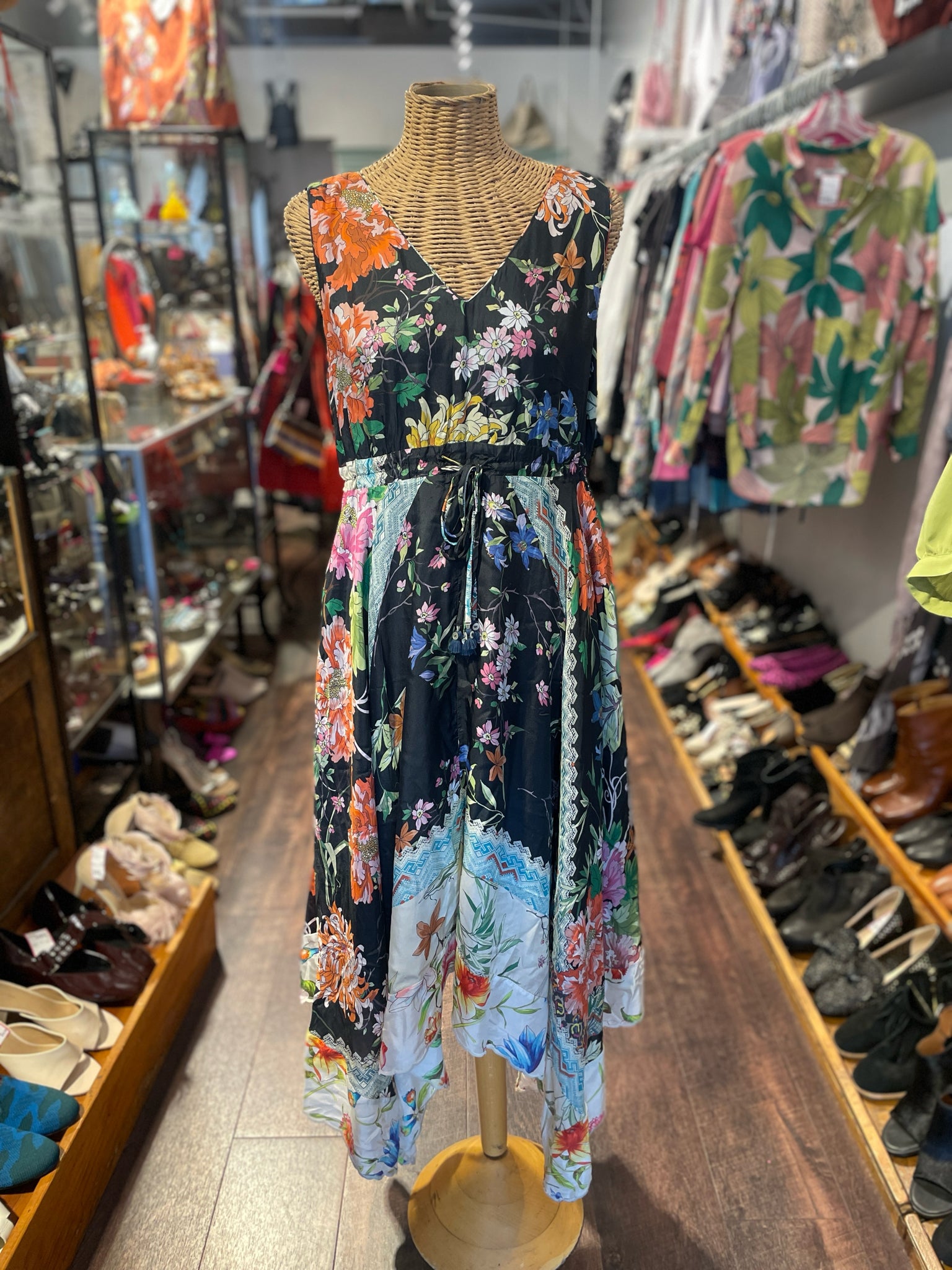 Johnny Was multi Silk Floral Tie Waist Dress, Size S