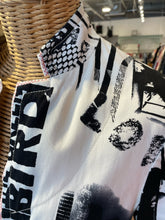 Load image into Gallery viewer, 38 purificacion garcia Black and white Algodon Newspaper Print w/red stitch Blazer, Size S/M
