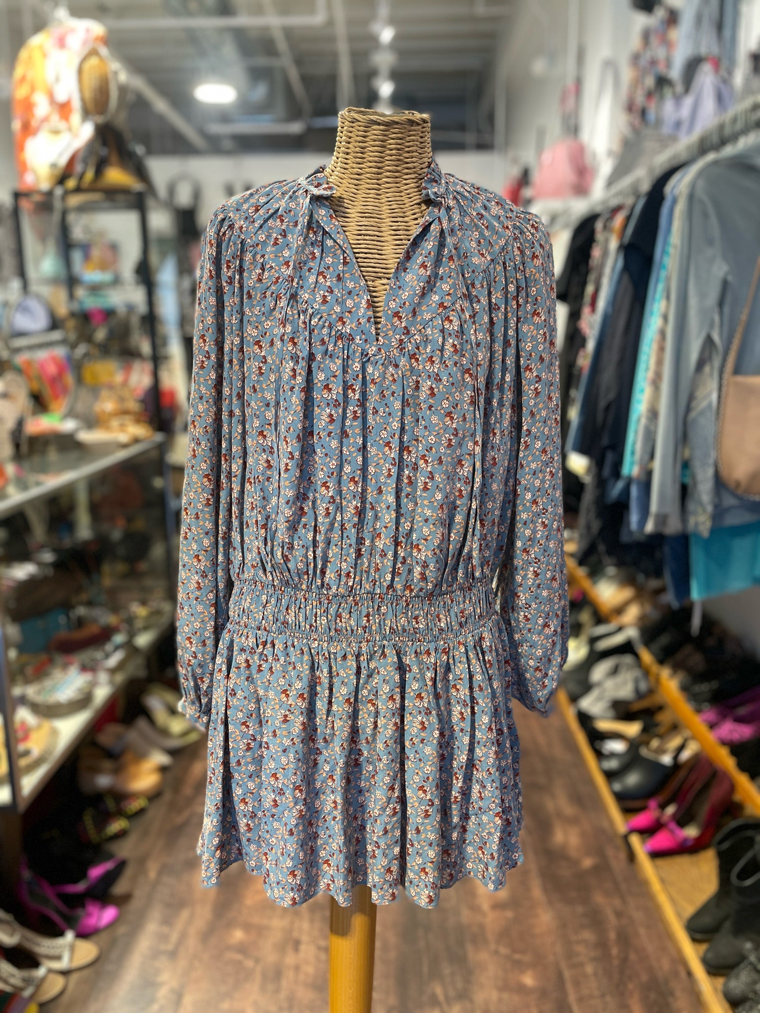 Joie blue & orange Silk Floral Mini long sleeve Dress, Size 4