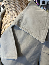 Load image into Gallery viewer, Avec Les Filles Tan Cotton &quot;trench look&quot; Cropped Jacket, Size M

